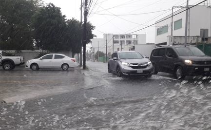 Hanna deja inundaciones y cierre de vialidades en Nuevo Léon