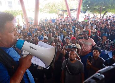 Llegan a acuerdo con INM y desmantelan caravana