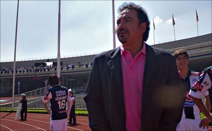 Hugo Sánchez vuelve a ser opción para dirigir al Cruz Azul