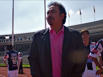 Hugo Sánchez vuelve a ser opción para dirigir al Cruz Azul