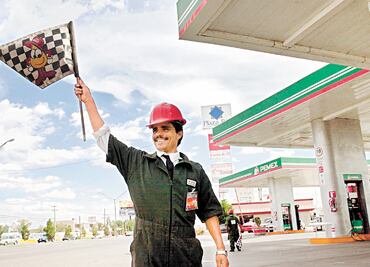 Caen en octubre producción y exportaciones de Pemex