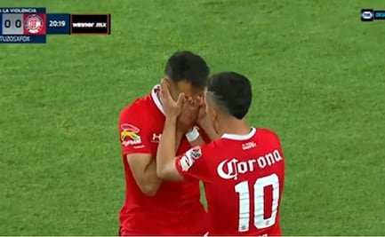 VIDEO: El emotivo festejo de gol del Dedos López por el fallecimiento de su madre