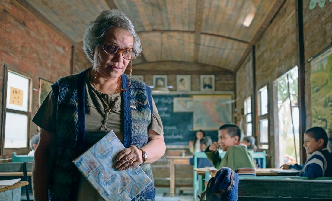 La crítica ha considerado a esta historia, donde Adriana es docente, como una oda a los maestros comprometidos con la enseñanza, Foto: Netflix