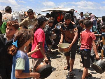 Gente está muriendo de hambre masivamente en Gaza: OMS; Israel rechaza acusaciones y culpa a Hamas de provocar "escasez" de comida