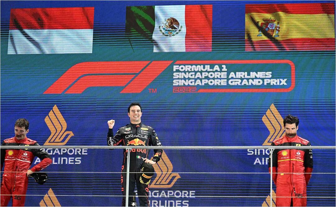 Narradores españoles cuestionan la duración del Himno de México durante victoria de Checo Pérez / FOTO: AFP