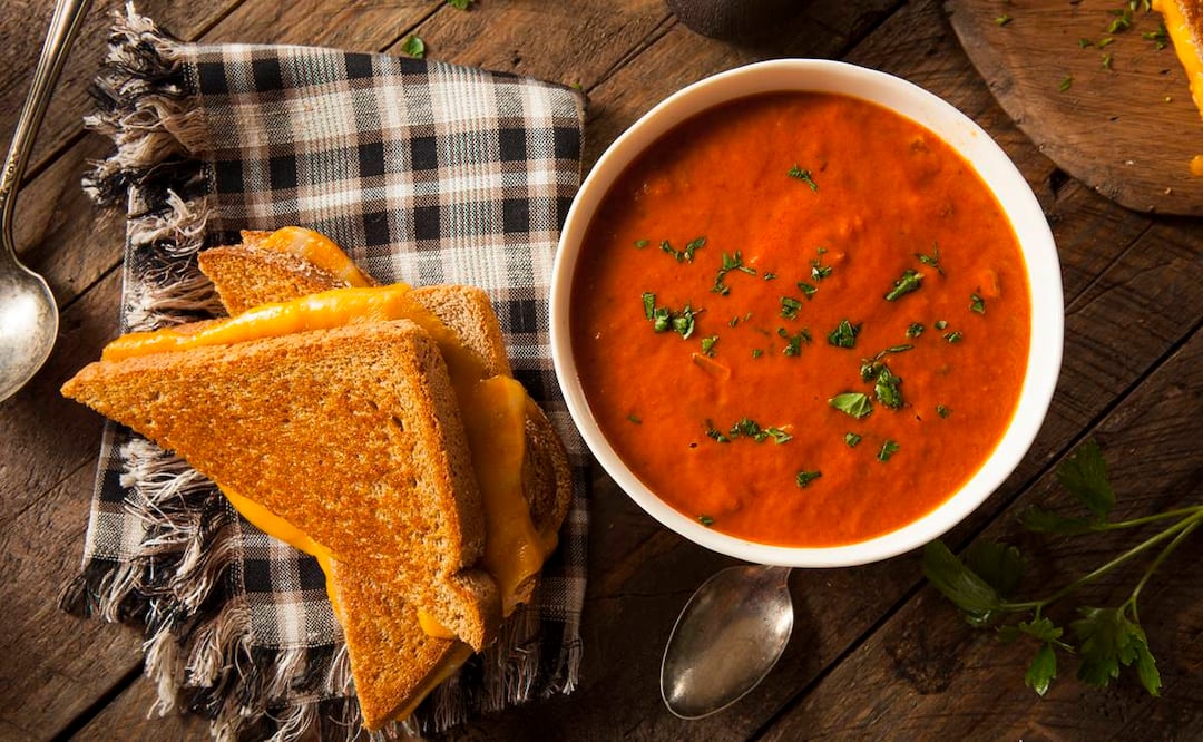 Receta de crema de jitomate. Foto: iStock