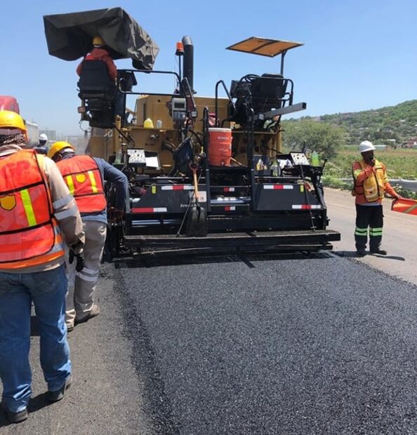 Inauguran en México carretera hecha con plástico reciclado