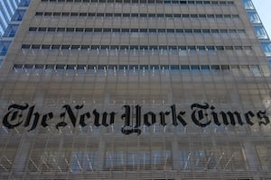 New York Times gana tras impugnar limitación de periodistas al Pentágono; juez acredita violación a la libertad de expresión 
