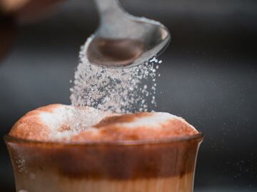 El azúcar en tu dieta; cómo elegir la más saludable y evitar riesgos