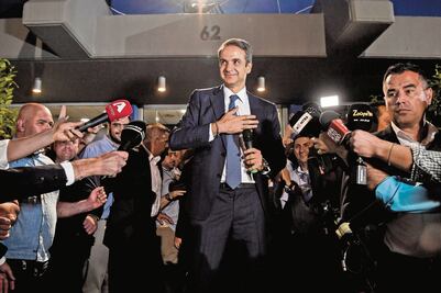 Grecia da la victoria a líder conservador