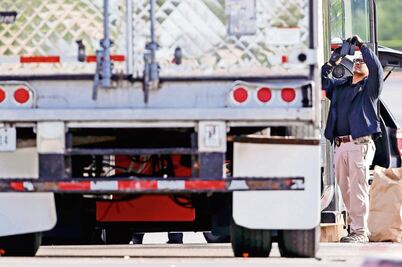 Transporte de carga, peligro para indocumentados 