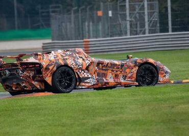Lamborghini da un adelanto de un superdeportivo sin techo