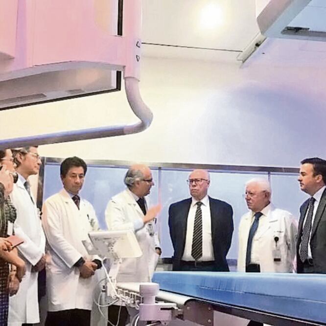 La nueva sala de Hemodinamia del Instituto Nacional de Cardiología cuenta con herramientas únicas, según dijo el secretario de Salud, José Narro Robles. Foto: CORTESÍA