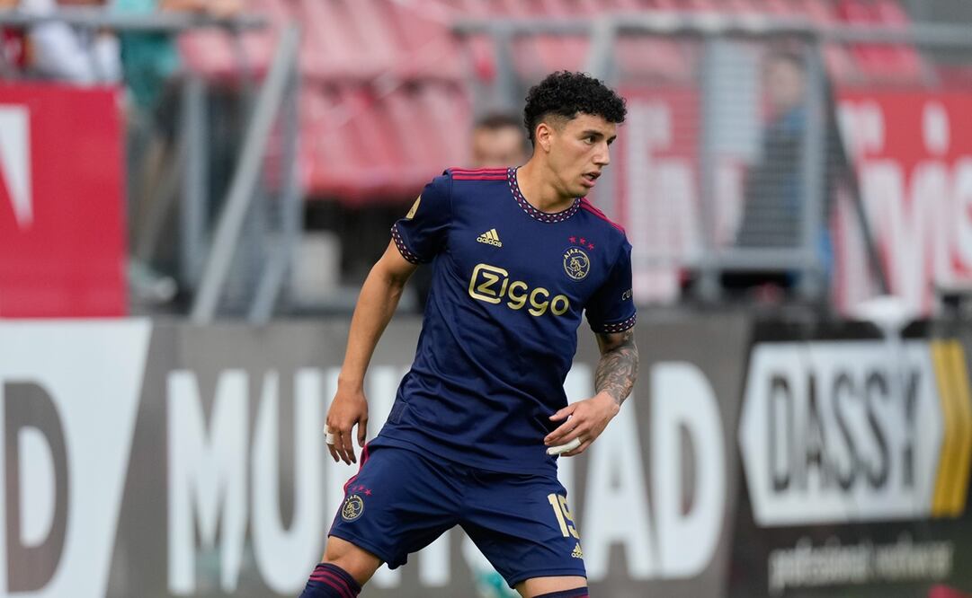 Ajax contrató a Sánchez en agosto pasado / FOTO: Twitter