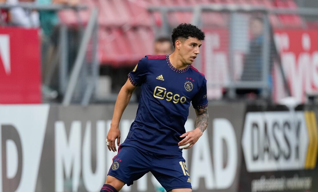 Ajax contrató a Sánchez en agosto pasado / FOTO: Twitter