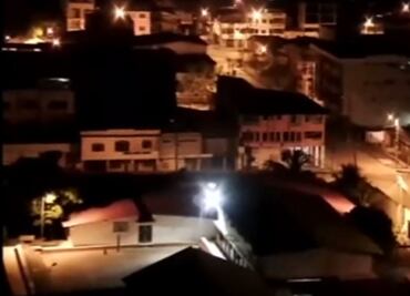 Difunden video del sismo en Ecuador