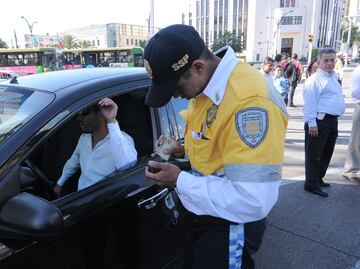 ¿Cuánto cuestan las multas de tránsito en CDMX en 2024?