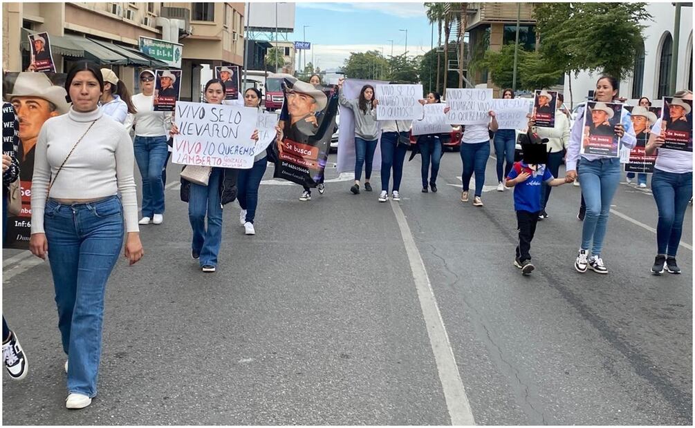 Familiares de Lamberto González Quijada realizan bloqueo de calles y una marcha por su privación de la libertad (7/01/2025). Foto: Javier Escobar / EL UNVIERSAL