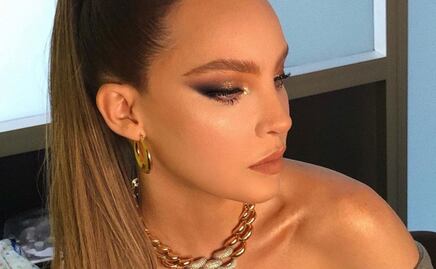 Belinda impacta con escote en redes sociales