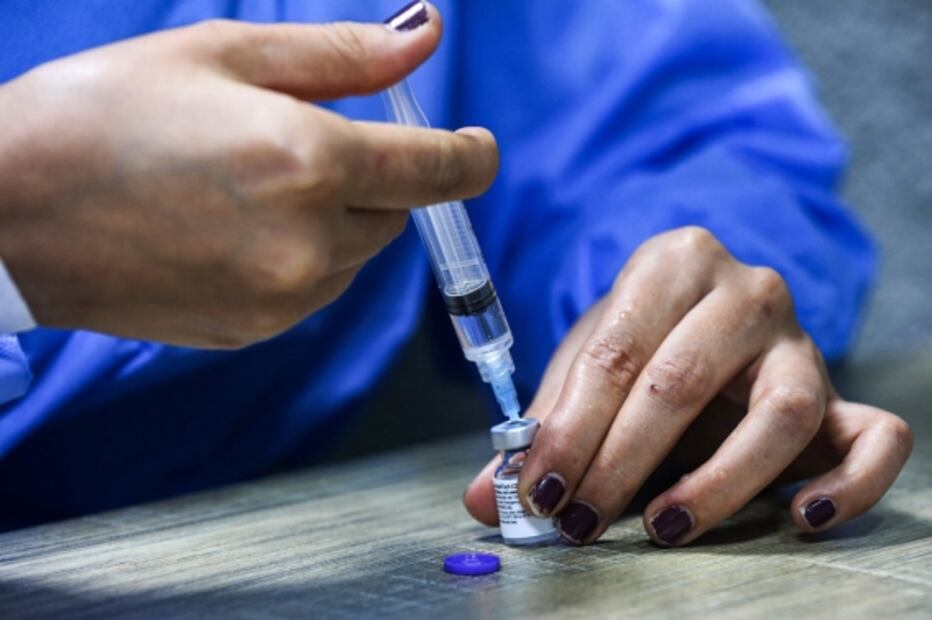 Recuperados de Covid-19 sólo necesitan una dosis de las vacunas de tipo ARNm