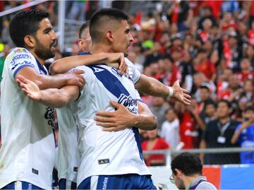 Puebla vence al Atlas en un juegazo y manda al Cruz Azul al fondo de la tabla