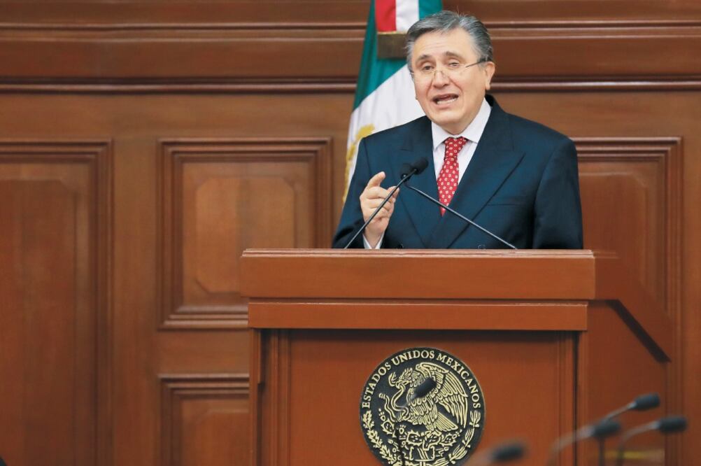 El ómbudsman Luis Raúl González presentó ante la Suprema Corte el informe anual de actividades 2017 de la Comisión Nacional de los Derechos Humanos (IRVIN OLIVARES. EL UNIVERSAL)