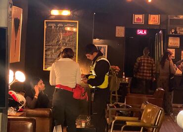 FGJ-CDMX asegura presunta motocicleta en la que huyeron ladrones del Cine Tonalá