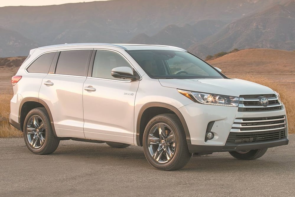 Modelo. La Oficina del Programa de Gobierno adquirió una camioneta Toyota Highlander Premium con un valor factura de 646 mil pesos. Foto/ESPECIAL