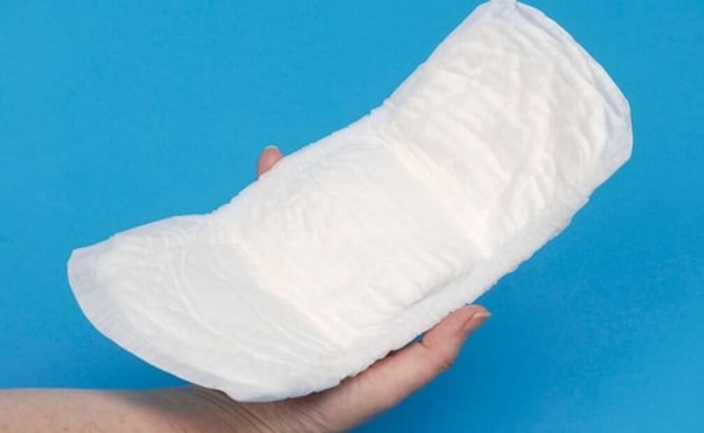 ¿Toallas sanitarias para hombres? Cómo son y cómo se usan