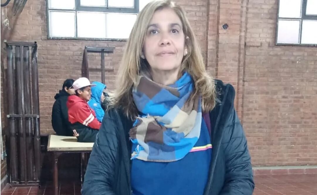 Valeria Juri le obsequió unas zapatillas a un alumno y la respuesta que él le dio la tomó por sorpresa. Foto: Valeria Juri