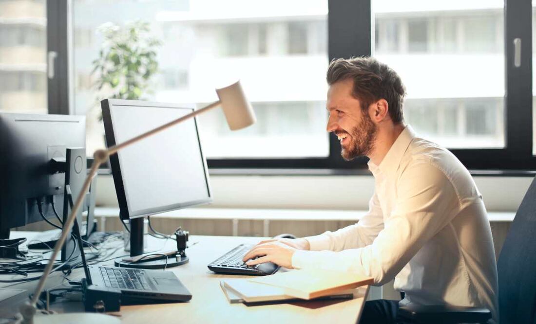 Gracias a los múltiples beneficios que ofrece el trabajo híbrido, los empleados cada vez se sienten más cómodos con esta nueva modalidad de trabajo