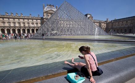 El Louvre recupera sus visitas