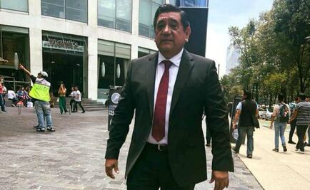 Senador de Morena propuso prohibir los colores que usa el PRI