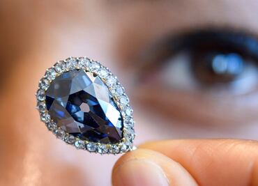 Subastarán un histórico diamante azul que perteneció a la realeza