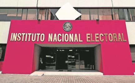 Promueve INE controversia en contra de recorte