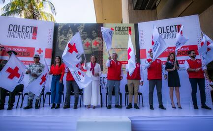 Arranca colecta anual con entrega de siete nuevas ambulancias para la Cruz Roja en Sinaloa