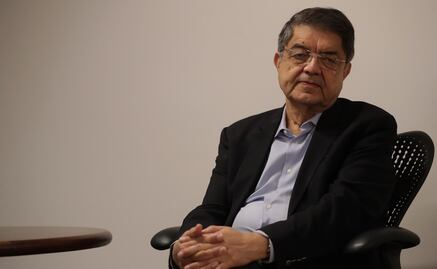 El Cervantes alienta a Sergio Ramírez a seguir escribiendo