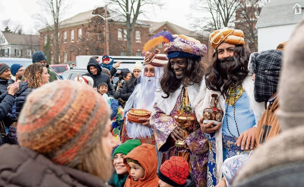 Festejo del Día de Reyes en Montclaire, Nueva Jersey. Foto: Especial