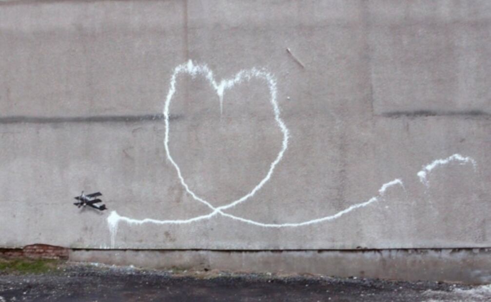 "He vuelto", revive graffiti de Banksy que había desaparecido