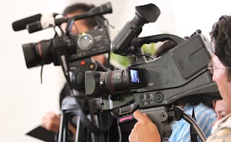 CNDH llama a fortalecer libertad de expresión y derecho de audiencias; pide garantizar integridad de periodistas