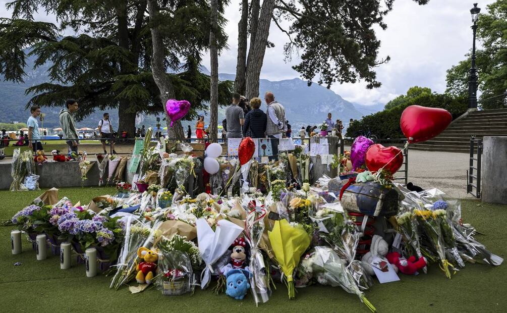 Un refugiado sirio apuñaló a seis personas, incluyendo a cuatro niños, en un parque en Annecy, en el este de Francia. FOTO: AP