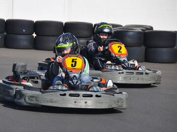 La mejor edad para que un niño comience a manejar