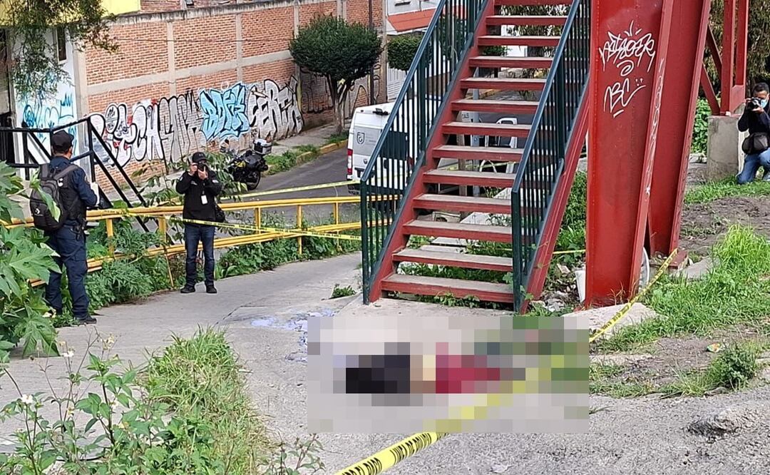 Hombre muere arrollado y abandonado debajo de puente en Gustavo A. Madero. Foto: Juan Carlos Williams