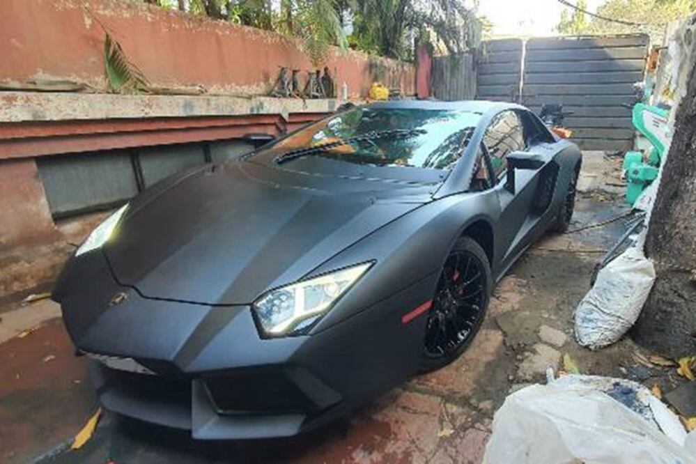 Conoce el Lamborghini Aventador que en realidad es un Honda Civic