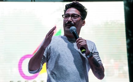 Se lanzan contra el comediante Mau Nieto por mostrar apoyo a feministas 