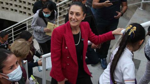 Claudia Sheinbaum celebra que la sustituta de Lorenzo Córdova sea una mujer