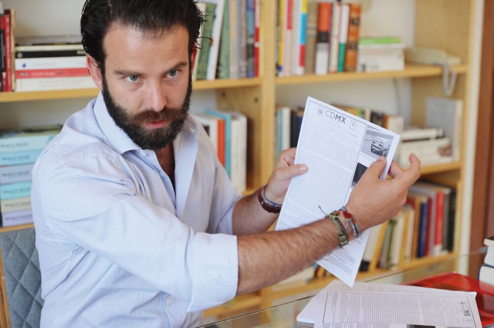 El abogado Gonzalo Sánchez de Tagle denunció en días pasados que le estaban cobrando la misma multa en más de 30 ocasiones. Foto: ARCHIVO EL UNIVERSAL