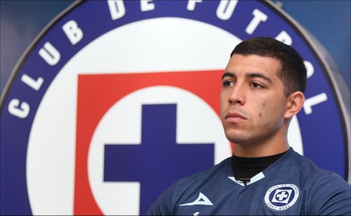 Erik Lira se olvida de Pumas y asegura que fue "Re-Hecho en La Noria"