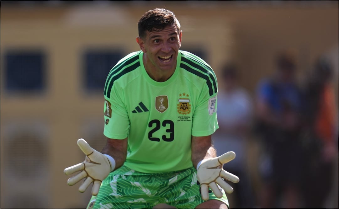 FOTO: AP - 'Dibu' Martínez pone en duda su continuidad con Argentina tras perder ante España