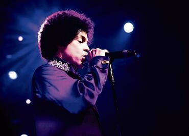 Celebran "Día de Prince" en Salón de la Fama del Rock